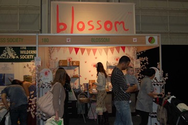 blossom crowds